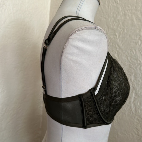 Victoria’s Secret Olive Forest Green Unlined Gold Rings Strappy Harness Bra 38DD - Picture 8 of 10